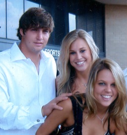 If you were Jay Cutler, you'd have these hot chicks. But you're not!