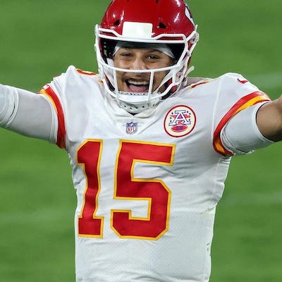 P Mahomes, P34 2022 MVP
